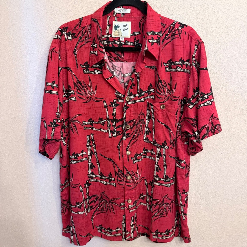 M.E. Sport Mens XL Red Bamboo Tropical Rayon Short Sleeve Button Down Shirt